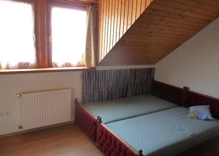 Keramiapark Guesthaus 3*