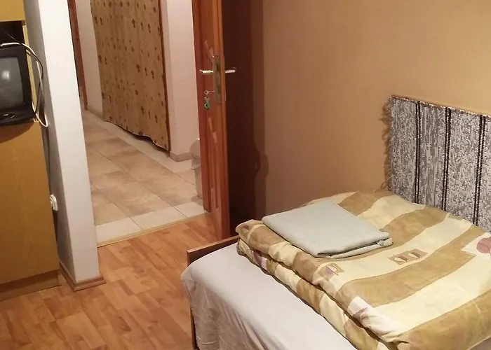 Keramiapark Guesthaus 3*